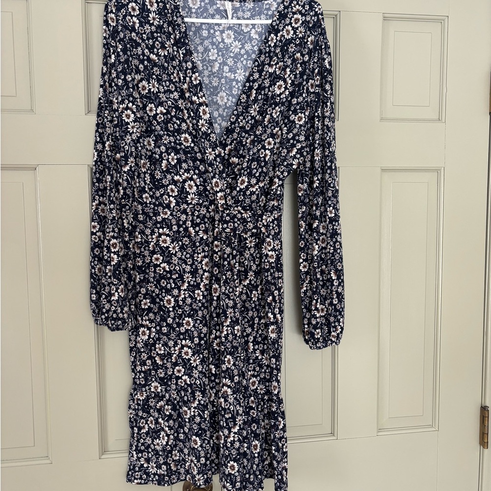 MIA Floral Long Sleeve Dress - Navy and White